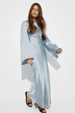 Satin wide sleeve maxi dress - Blau - Dame - Gina Tricot