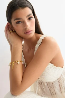 Sea charm bracelet - Gold - Dame - Gina Tricot
