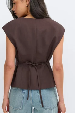 Shaped vest - Braun - Dame - Gina Tricot