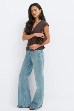 Shaped vest - Braun - Dame - Gina Tricot