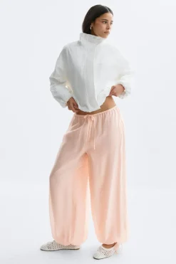 Sheer balloon trousers - Rosa - Dame - Gina Tricot