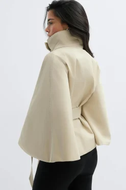 Short cape trench jacket - Beige - Dame - Gina Tricot