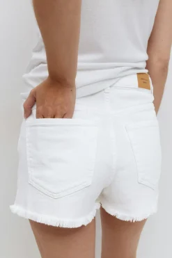 Slit denim shorts - Weiß - Dame - Gina Tricot