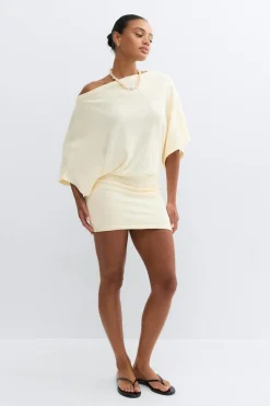 Slouchy boatneck dress - Weiß - Dame - Gina Tricot
