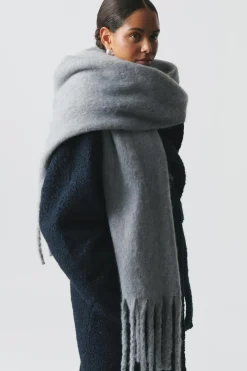 Soft chunky scarf - Grau - Dame - Gina Tricot