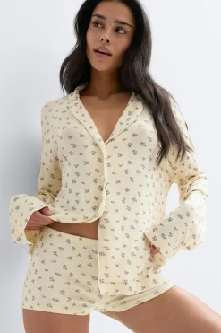 Soft pyjamas hotpants - Gelb - Dame - Gina Tricot