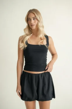 Square neck tank top - Schwarz - Dame - Gina Tricot
