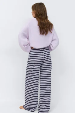 Striped soft trousers - Lila - Dame - Gina Tricot
