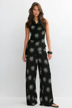 Textured wide trousers - Schwarz - Dame - Gina Tricot