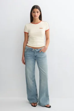 Tight tee - Weiß - Dame - Gina Tricot
