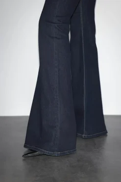Ultra flare jeans - Blau - Dame - Gina Tricot