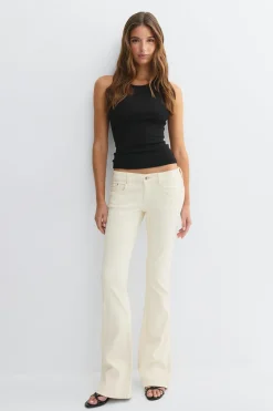 Ultra low bootcut jeans - Weiß - Dame - Gina Tricot