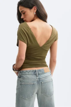 V-neck top - Grün - Dame - Gina Tricot