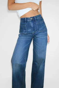 Waist hug flare jeans - Blau - Dame - Gina Tricot