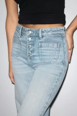 Waist hug flare jeans - Blau - Dame - Gina Tricot