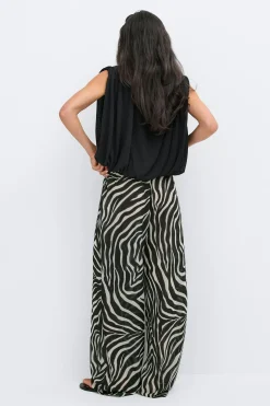 Wide chiffon trousers - Schwarz - Dame - Gina Tricot