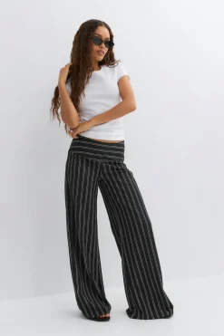 Wide leg trousers - Schwarz - Dame - Gina Tricot