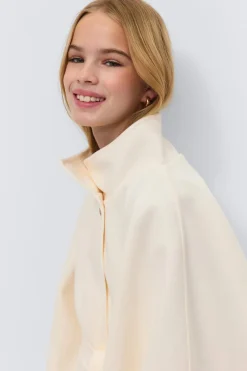 Y belted cape - Weiß - Gina Tricot