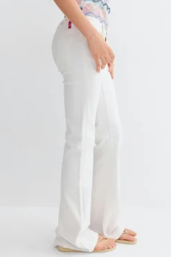 Y too clean flare jeans - Weiß - Gina Tricot